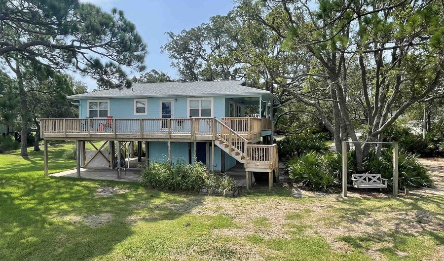 1308 Peninsular Cir, Alligator Point, FL 32346 - 2 Beds, 1 Bath