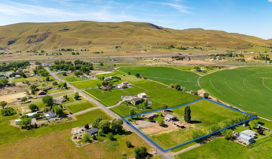38706 N 140 Pr NW, Benton City, WA 99320 - 3 Beds, 2 Bath