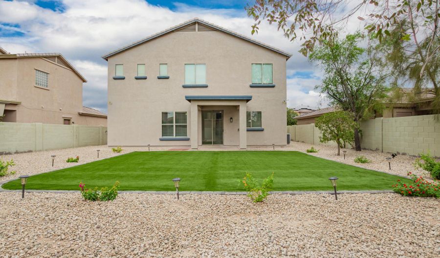 1329 E CECIL Ct, Casa Grande, AZ 85122 - 4 Beds, 3 Bath