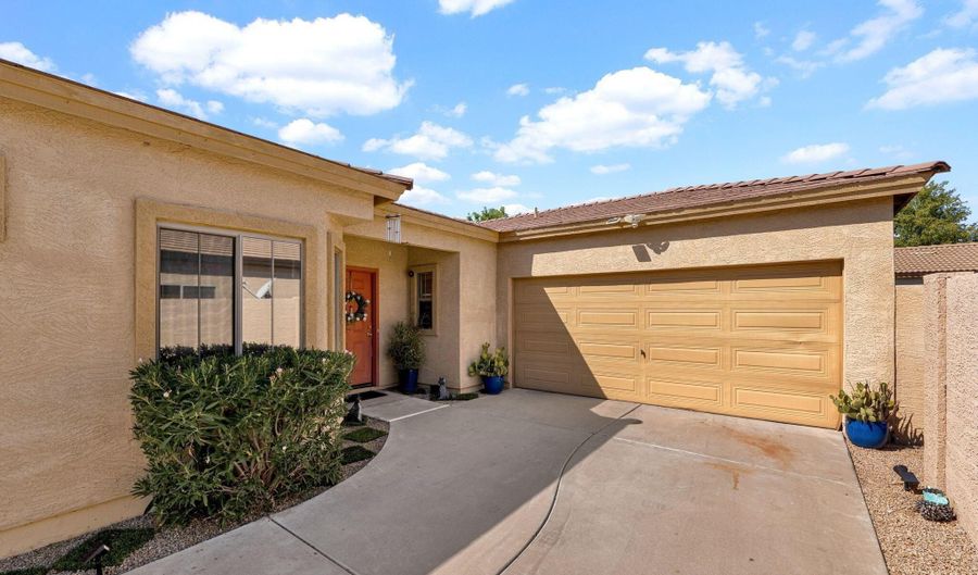 868 E Savannah Dr, Chandler, AZ 85225 - 3 Beds, 2 Bath