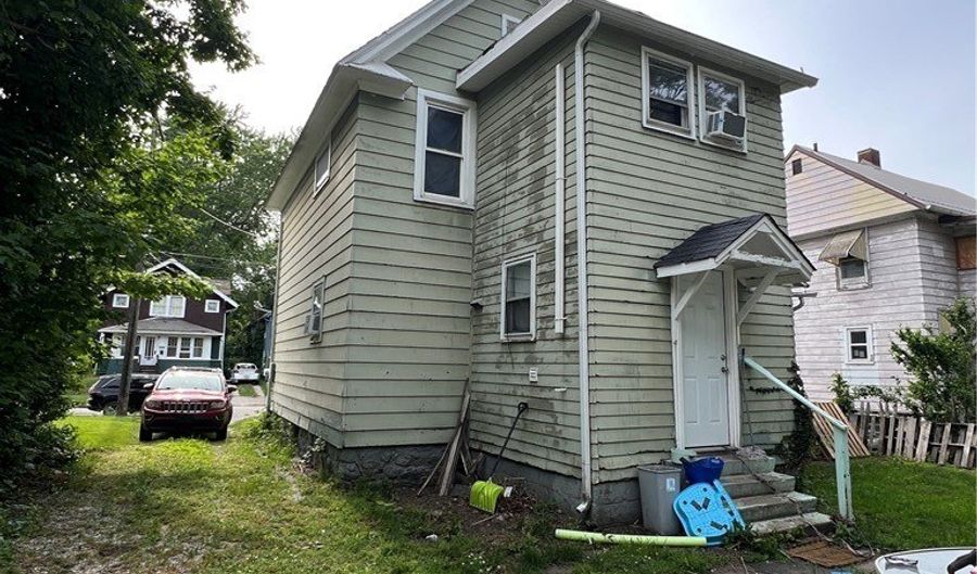 5418 Fort Ave, Ashtabula, OH 44004 - 4 Beds, 1 Bath