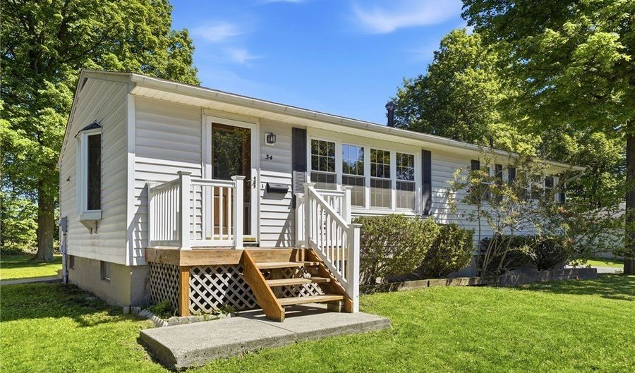 34 Crescent Dr, Akron, NY 14001 - 3 Beds, 1 Bath