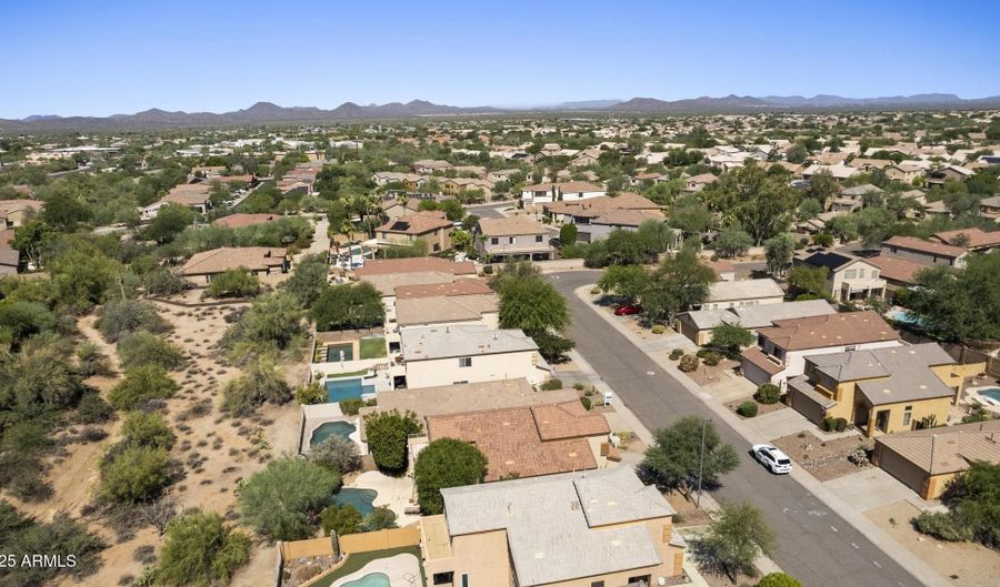 5051 E LUCIA Dr, Cave Creek, AZ 85331 - 3 Beds, 2 Bath