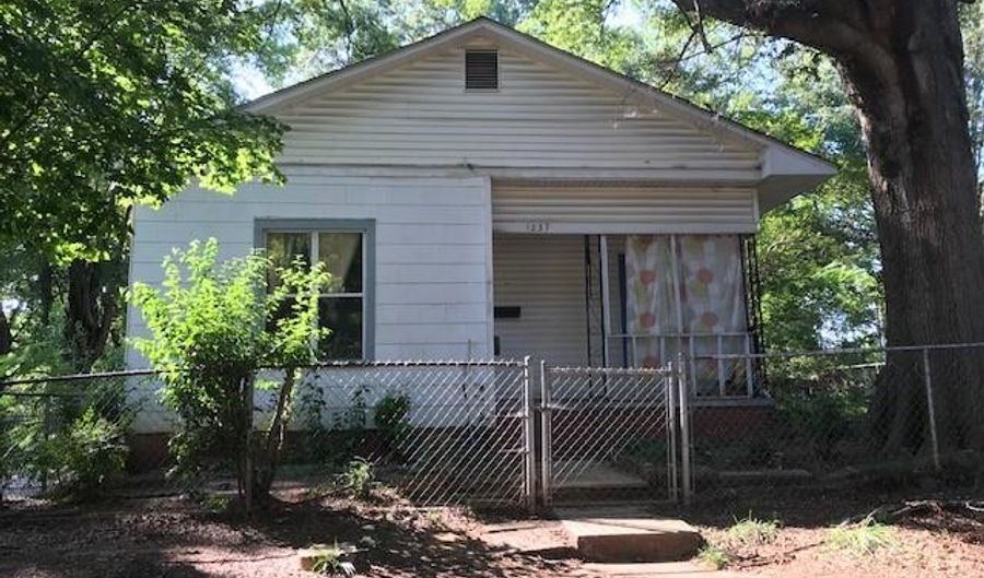 1237 Louise Ave, Charlotte, NC 28205 - 3 Beds, 1 Bath
