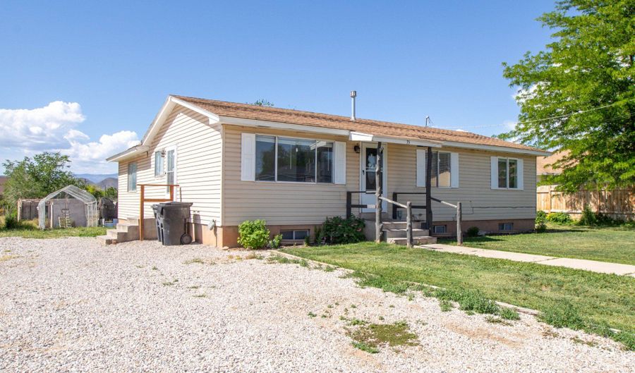 35 W 200 N, Aurora, UT 84620 - 5 Beds, 2 Bath