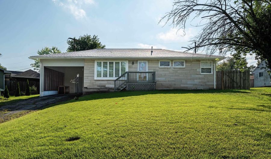 110 Edgewood Dr, Bedford, IN 47421 - 3 Beds, 1 Bath