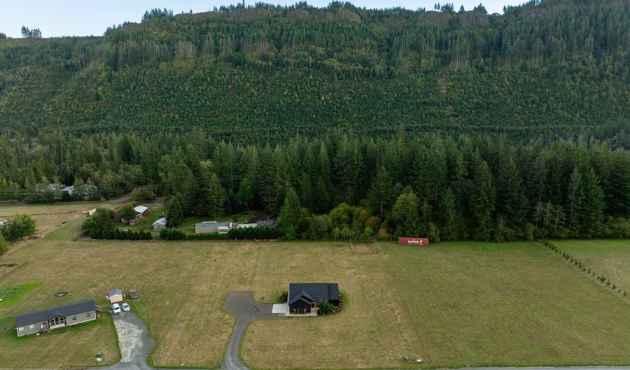 192 STUART FIELD Ln, Ariel, WA 98603 - 3 Beds, 2 Bath