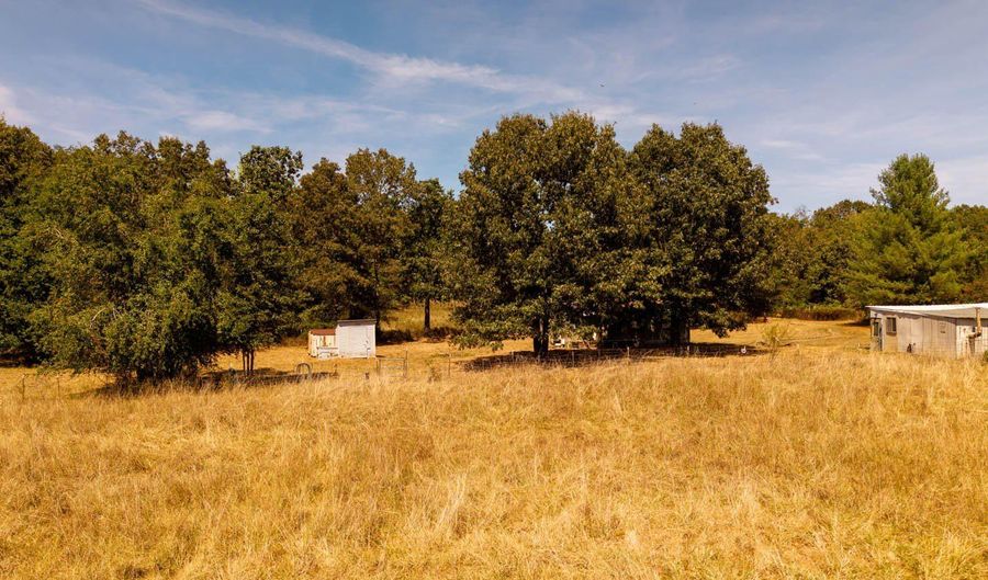 2000 County Road 100, Alton, MO 65606 - 1 Beds, 1 Bath