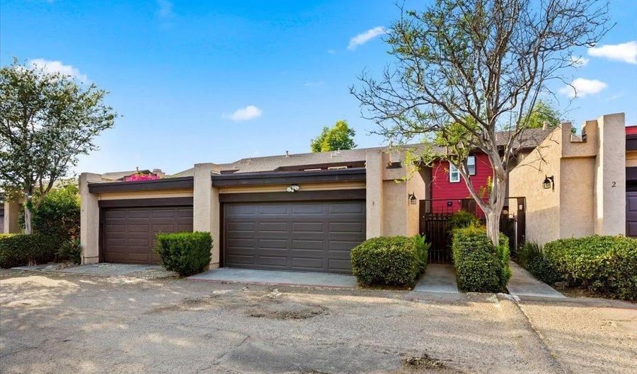 140 E El Norte Pkwy 3, Escondido, CA 92026 - 2 Beds, 3 Bath