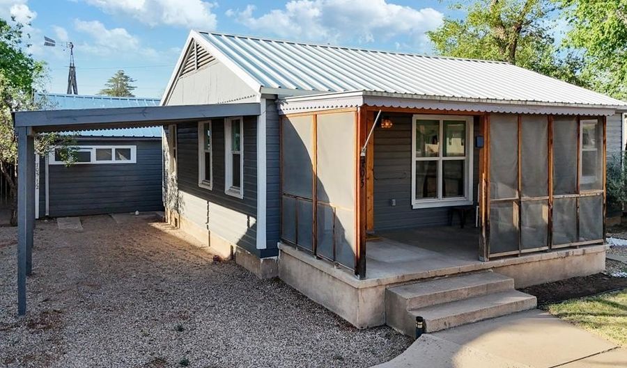 705 E Ave E, Alpine, TX 79830 - 2 Beds, 1 Bath