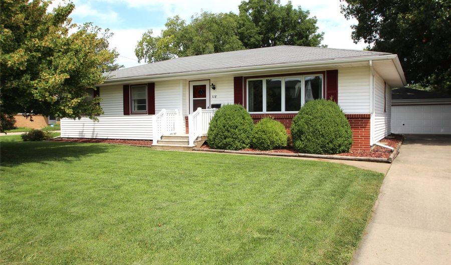518 SE 2nd St, Ankeny, IA 50021 - 3 Beds, 3 Bath