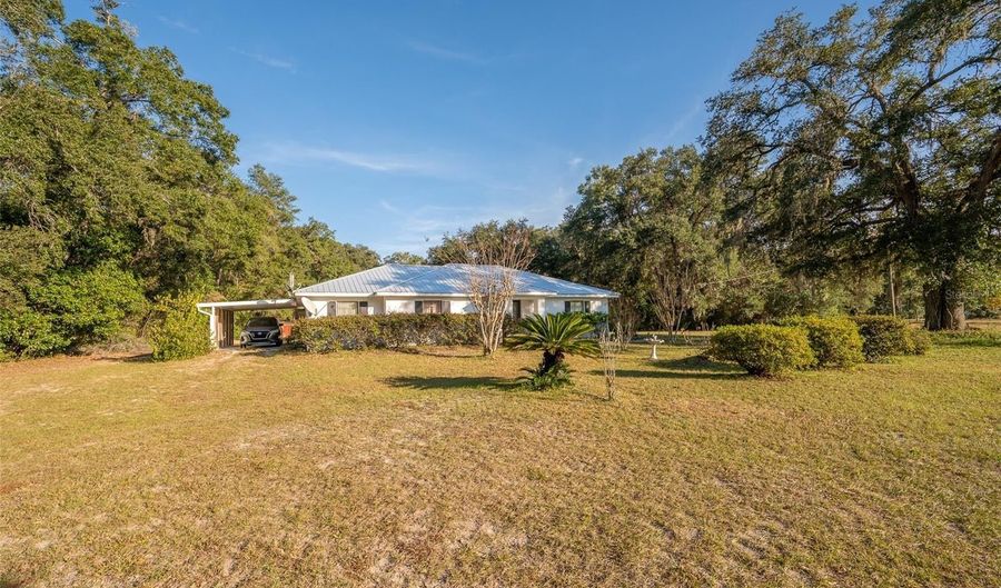 10117 SW 170TH St, Archer, FL 32618 - 3 Beds, 2 Bath