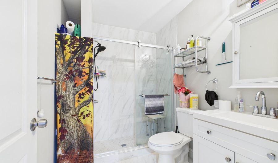 1526 N PATTERSON PARK Ave, Baltimore, MD 21213 - 3 Beds, 3 Bath