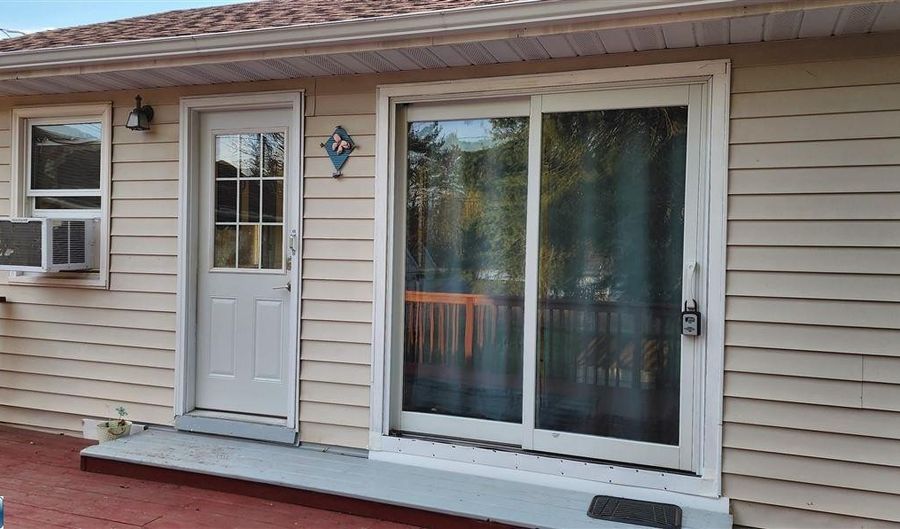 306 S 2nd St, Aurora, MN 55705 - 2 Beds, 1 Bath