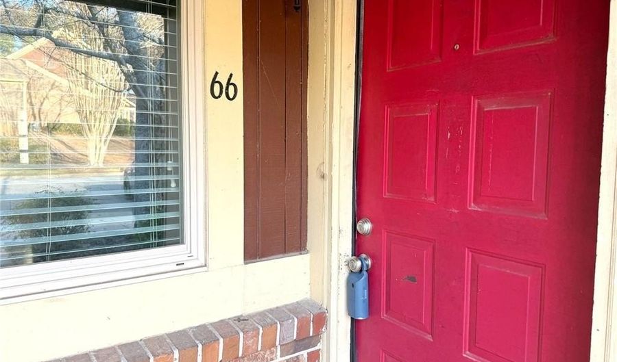 66 Country Place Ct, Alpharetta, GA 30005 - 2 Beds, 2 Bath