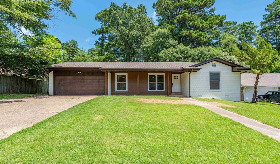 6 CONCORD Cir, Arkadelphia, AR 71923 - 3 Beds, 2 Bath