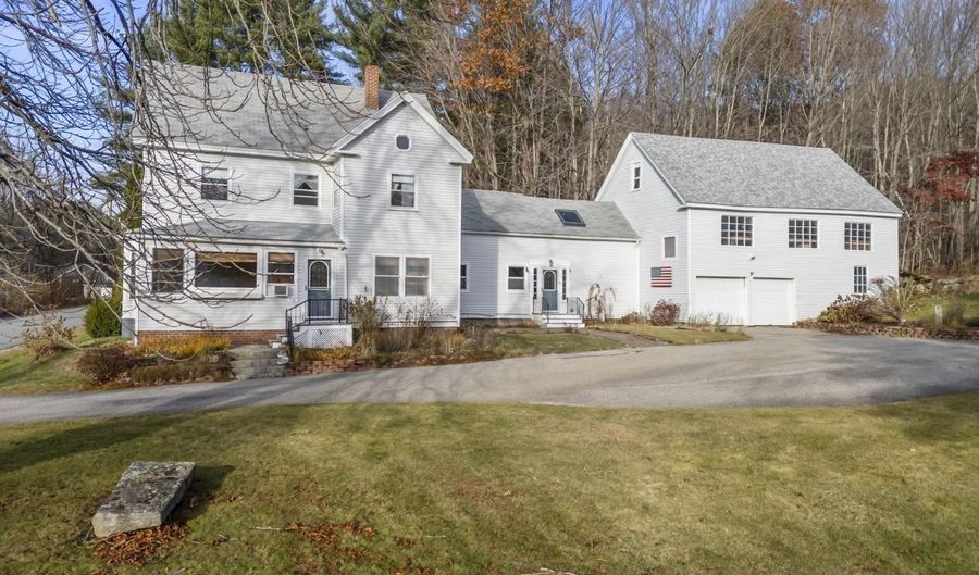 730 Beech Hill Rd, Auburn, ME 04210 - 4 Beds, 2 Bath
