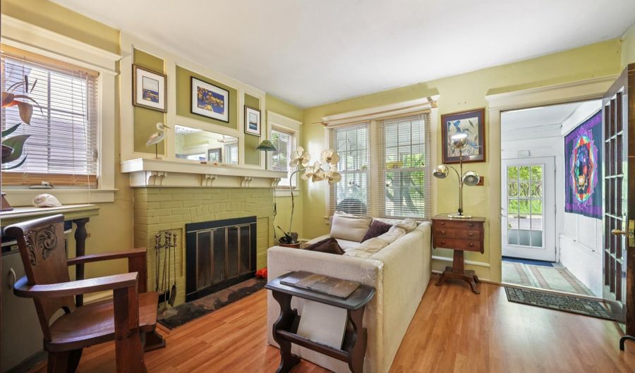 74 HADDON Ave, Collingswood, NJ 08108 - 3 Beds, 1 Bath