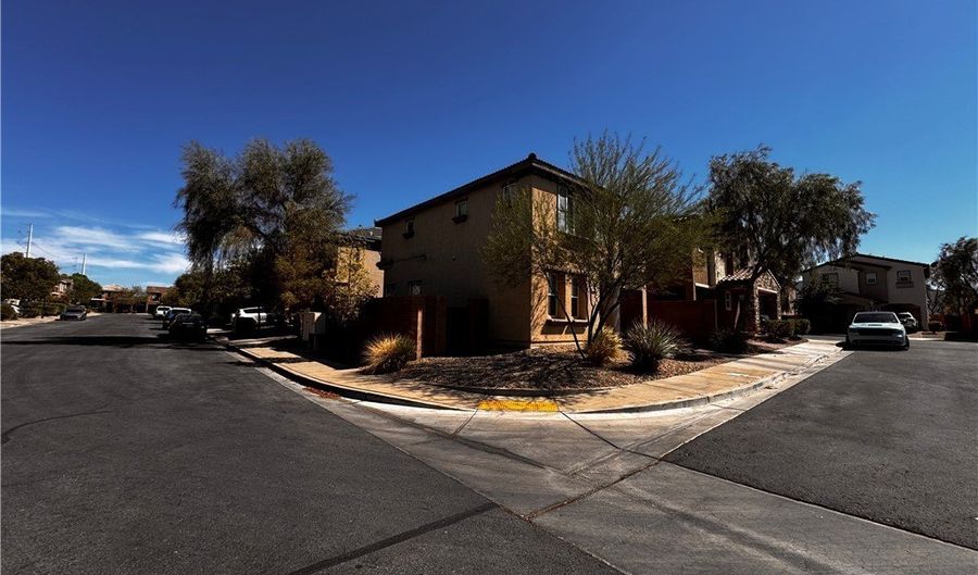 189 Almond Rdg, Henderson, NV 89015 - 3 Beds, 3 Bath