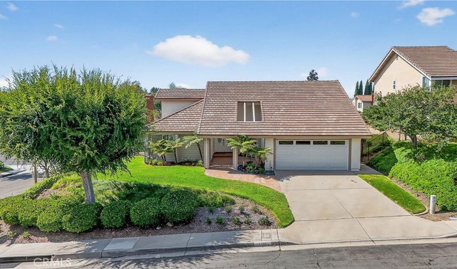 6701 E Leafwood Dr, Anaheim, CA 92807 - 3 Beds, 2 Bath