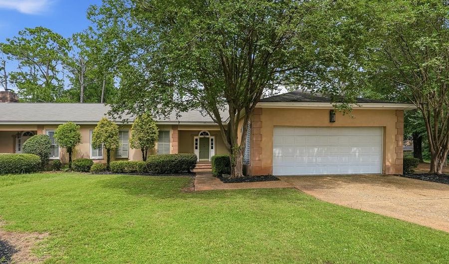2316 Old Dominion Rd, Albany, GA 31721 - 3 Beds, 3 Bath