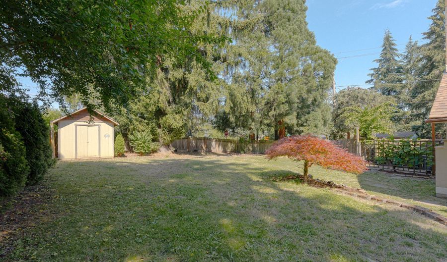 12740 SW HART Rd, Beaverton, OR 97008 - 3 Beds, 2 Bath