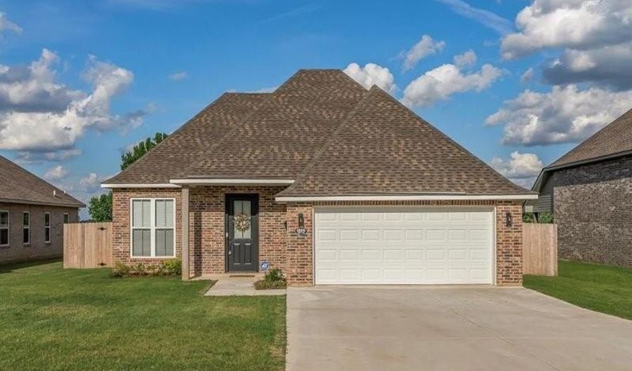 4809 Bogey Ln, Shreveport, LA 71107 - 3 Beds, 2 Bath