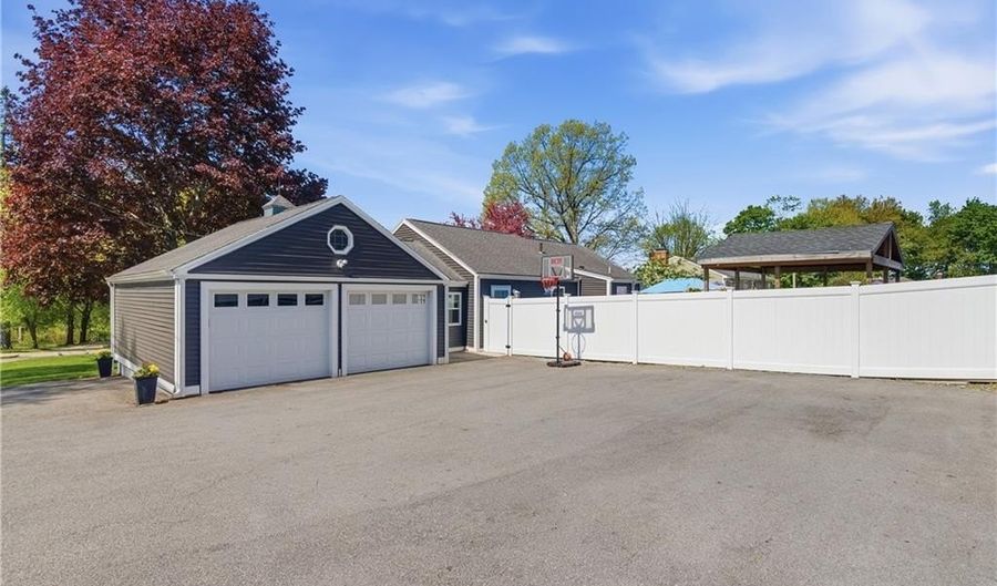 3811 Mendon Rd, Cumberland, RI 02864 - 4 Beds, 2 Bath