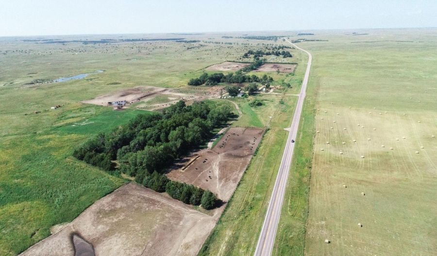 86371 State Hwy 7, Ainsworth, NE 69210 - 3 Beds, 2 Bath