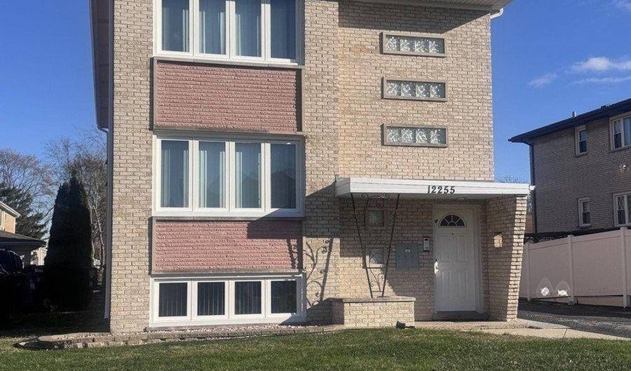 12255 S Mcdaniels St GN, Alsip, IL 60803 - 2 Beds, 1 Bath