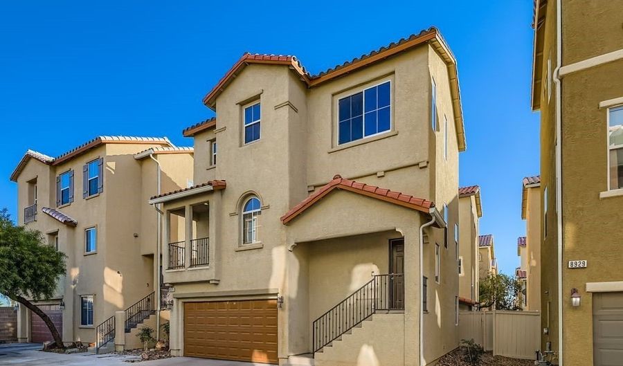 8925 Carter Montgomery Ave, Las Vegas, NV 89149 - 2 Beds, 4 Bath