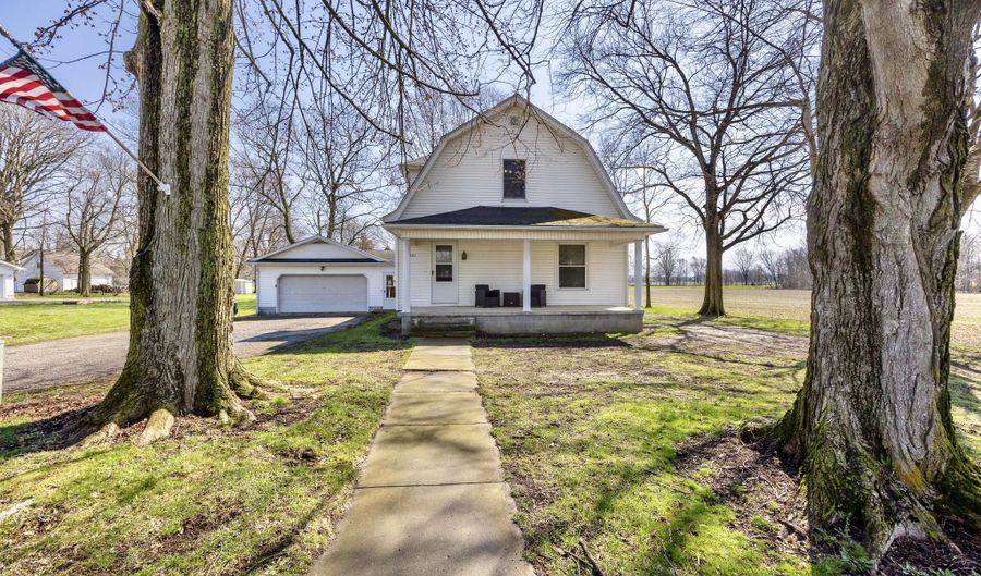 301 S State St, Belle Center, OH 43310 - 3 Beds, 2 Bath