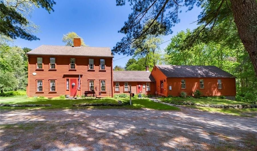 1503 Putnam Pike, Glocester, RI 02814 - 5 Beds, 3 Bath