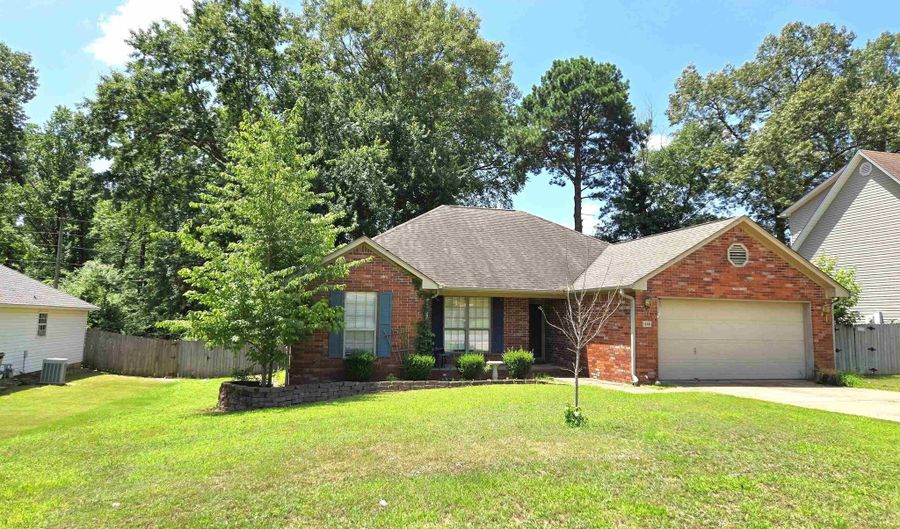 1146 Spring Crk, Benton, AR 72015 - 3 Beds, 2 Bath
