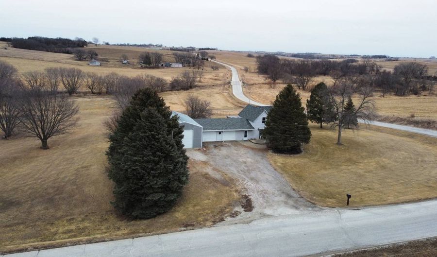 64868 Jackson Rd, Atlantic, IA 50022 - 3 Beds, 2 Bath