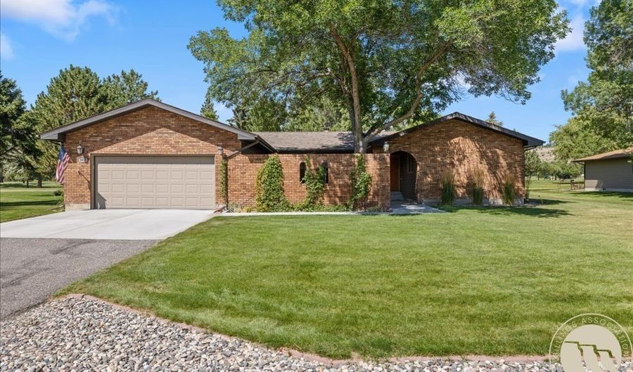 3035 Arnold Palmer Dr, Billings, MT 59106 - 3 Beds, 3 Bath