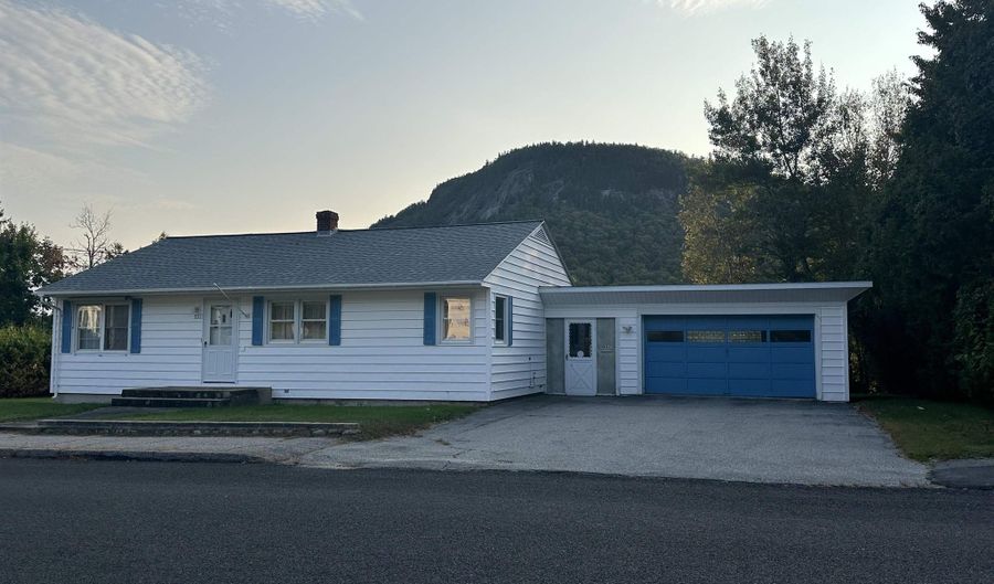 531 Willard St, Berlin, NH 03570 - 3 Beds, 1 Bath