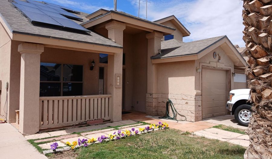405 Santorini Ct, Socorro, TX 79927 - 5 Beds, 3 Bath