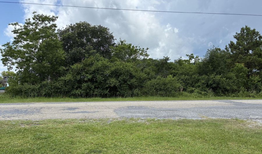 5231 Pleasure St, Bay St. Louis, MS 39520 - 0 Beds, 0 Bath