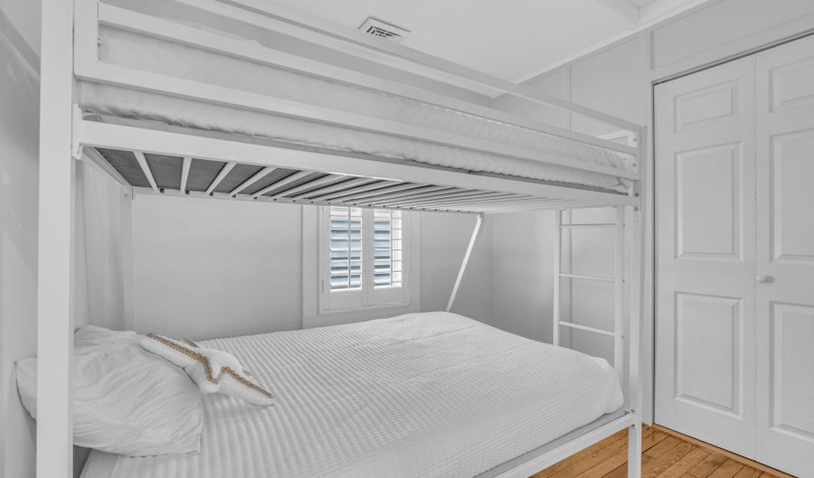 629 Redmond Ave, Belmar, NJ 07719 - 2 Beds, 1 Bath