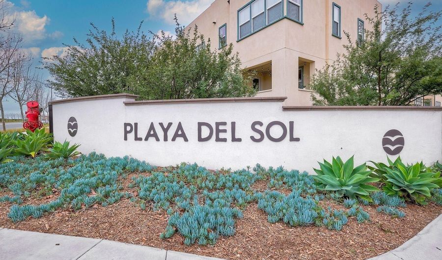 5381 Calle Rockfish 54, San Diego, CA 92154 - 3 Beds, 3 Bath