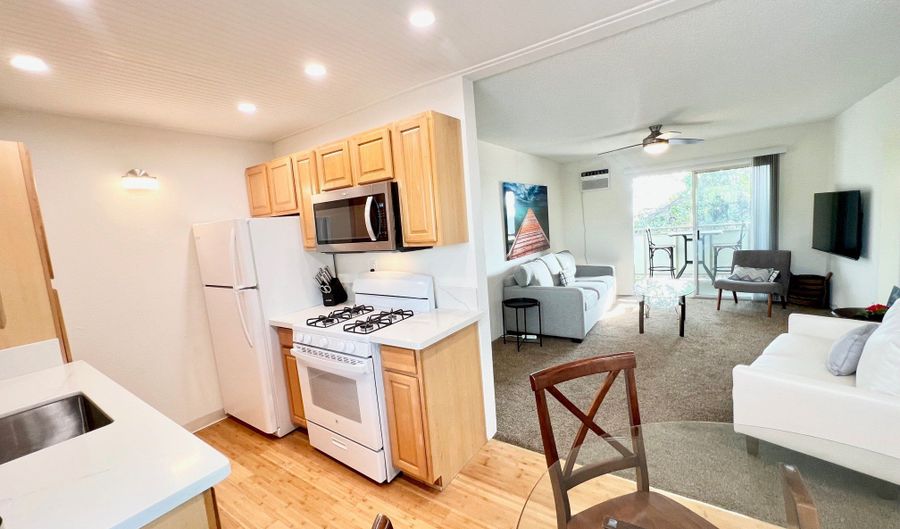 74-5618 PALANI Rd M6, Kailua Kona, HI 96740 - 1 Beds, 1 Bath