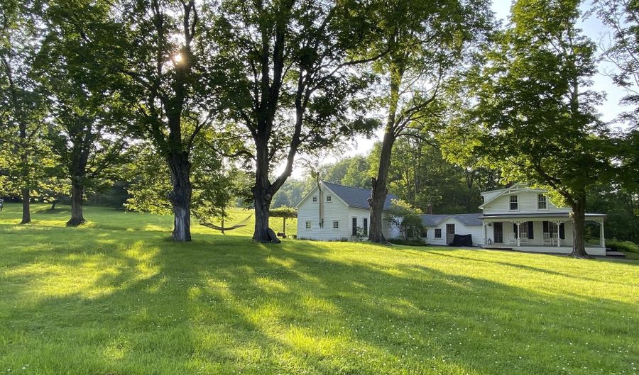 939 Joseph Chadderdon Rd, Acra, NY 12405 - 5 Beds, 2 Bath