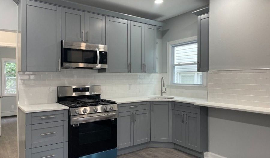 54 Mount Prospect Ave 2, Belleville, NJ 07109 - 2 Beds, 1 Bath