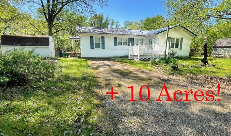 22845 County Rd 221, Bloomfield, MO 63825 - 3 Beds, 2 Bath