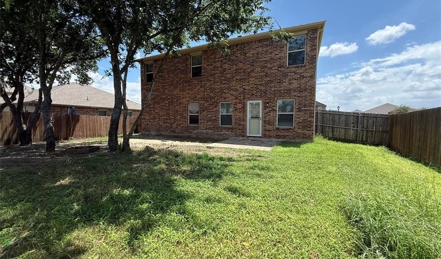 251 Cyrus St, Anna, TX 75409 - 5 Beds, 3 Bath