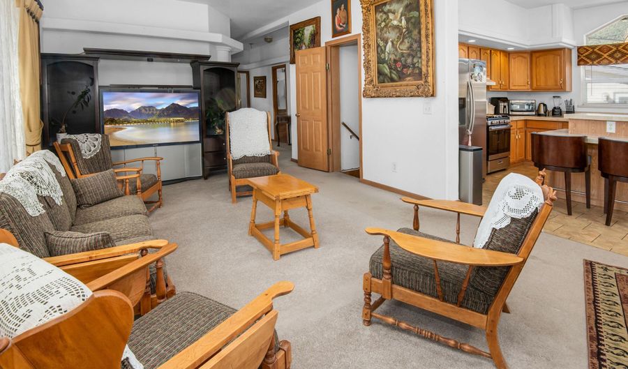 159 Bridwell Ave, Gypsum, CO 81637 - 3 Beds, 2 Bath