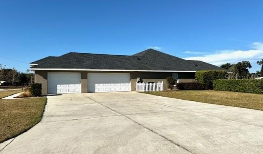 3305 NE 106TH St, Anthony, FL 32617 - 4 Beds, 2 Bath