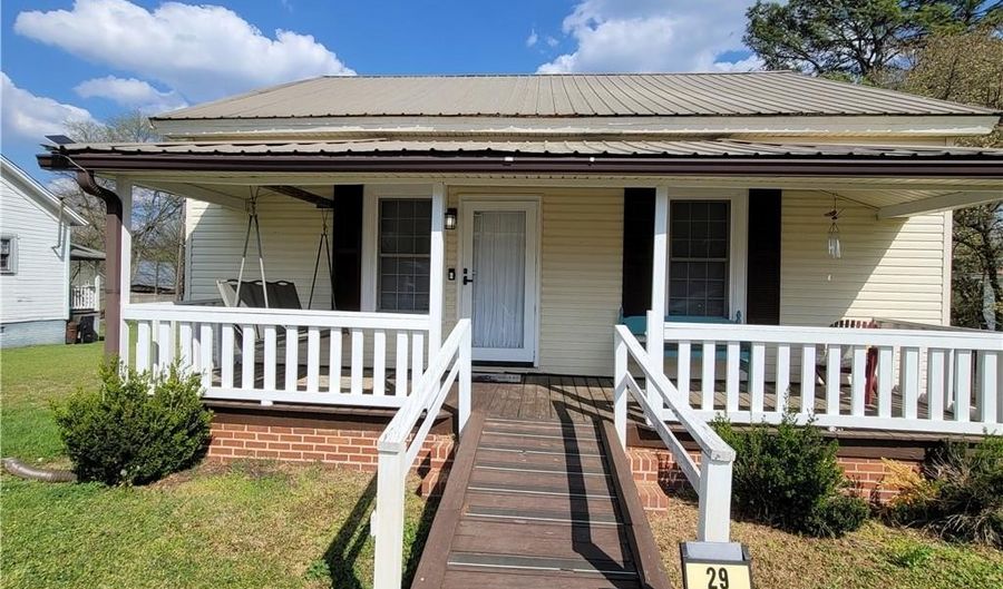 29 Elm St, Aragon, GA 30104 - 4 Beds, 2 Bath