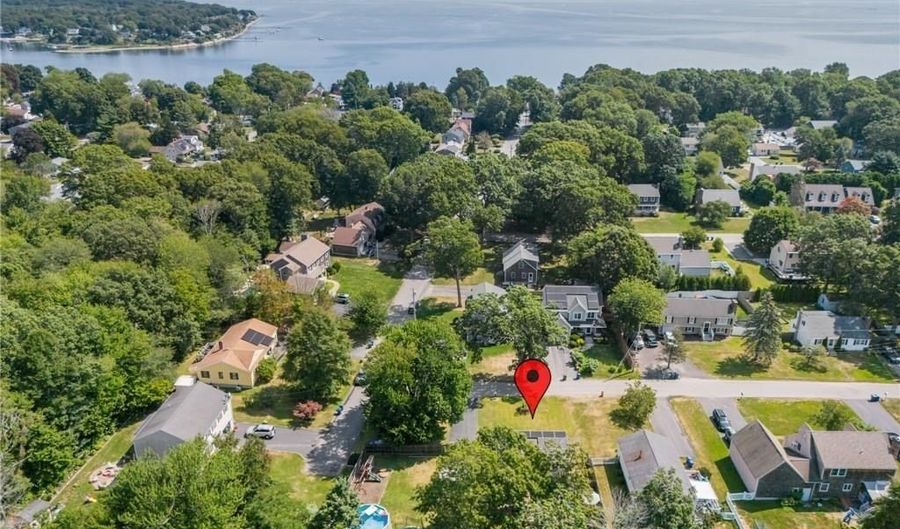 59 Belvedere Dr, Bristol, RI 02809 - 4 Beds, 2 Bath